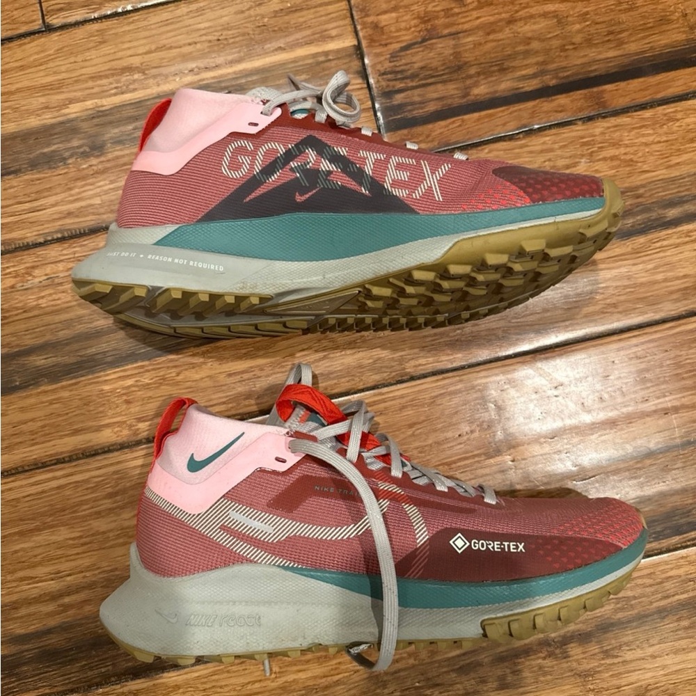Nike Women's Trail Shoes with GORE-TEX - Red and Pink